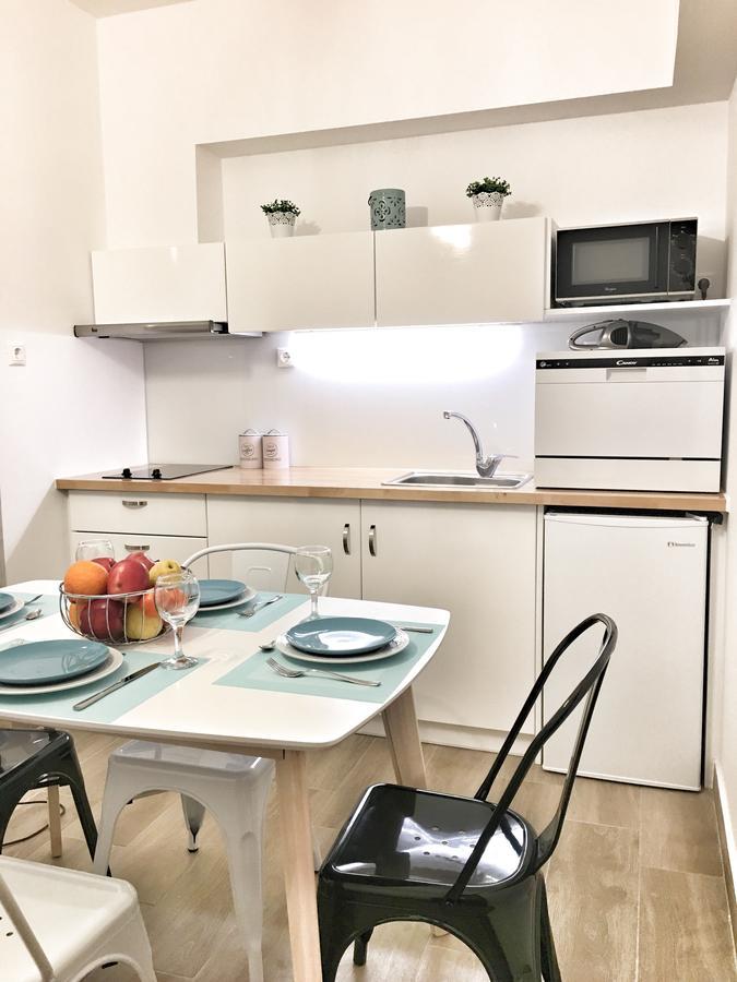 Athina Apartments Афины Номер фото